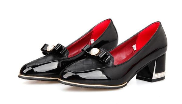 2018 bowknot pearl women's shoes in spring and autumn with new style middle heel coarse heel pointed end, Black
2018 bowknot pearl women's shoes in spring and autumn with new style middle heel coarse heel pointed end, Black