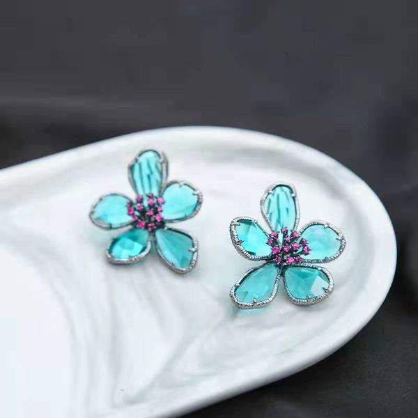 fashion-zircon series flower earrings, three-dimensional flowers, elegant women, Golden;silver
fashion-zircon series flower earrings, three-dimensional flowers, elegant women, Golden;silver
