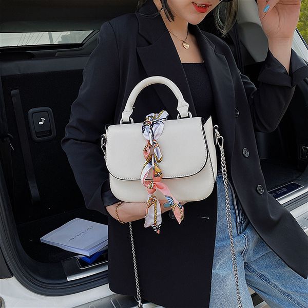 summer 2020 new ladies saddle bag fashion multifunctional shoulder bag handbag small semicircular crossbody women's
summer 2020 new ladies saddle bag fashion multifunctional shoulder bag handbag small semicircular crossbody women's