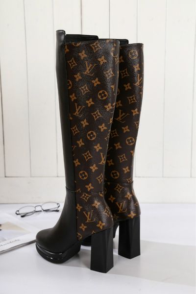 2019 new roman boots fashion personality hundred high boots thick with boots leather side zipper (with box, Black
2019 new roman boots fashion personality hundred high boots thick with boots leather side zipper (with box, Black