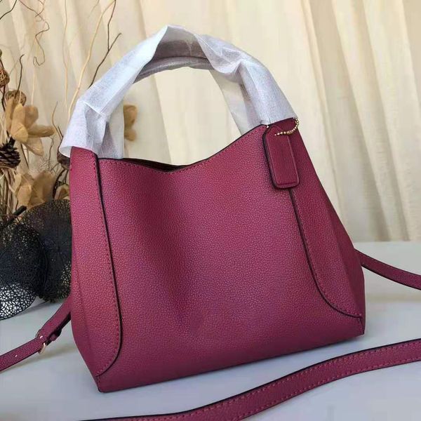 designer lady bucket handbag luxury crossbody bags female shoulder bags tote bag women purse handbags classic temperament/5
designer lady bucket handbag luxury crossbody bags female shoulder bags tote bag women purse handbags classic temperament/5