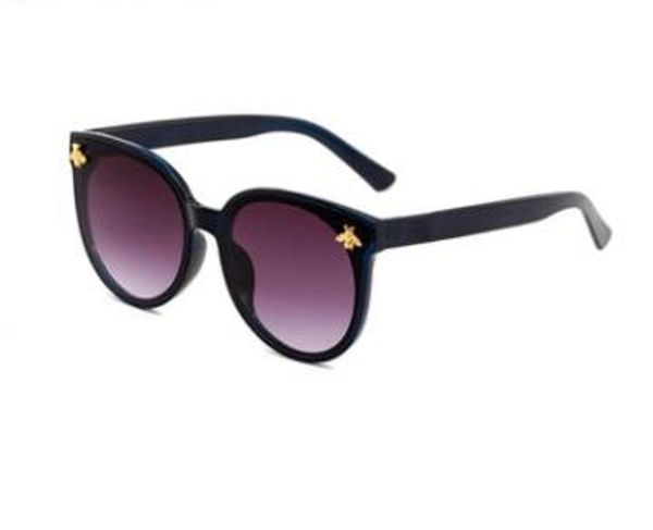 2019 luxury- classic pilot sunglasses designer brand mens womens sun glasses eyewear metal glass lenses, White;black
2019 luxury- classic pilot sunglasses designer brand mens womens sun glasses eyewear metal glass lenses, White;black