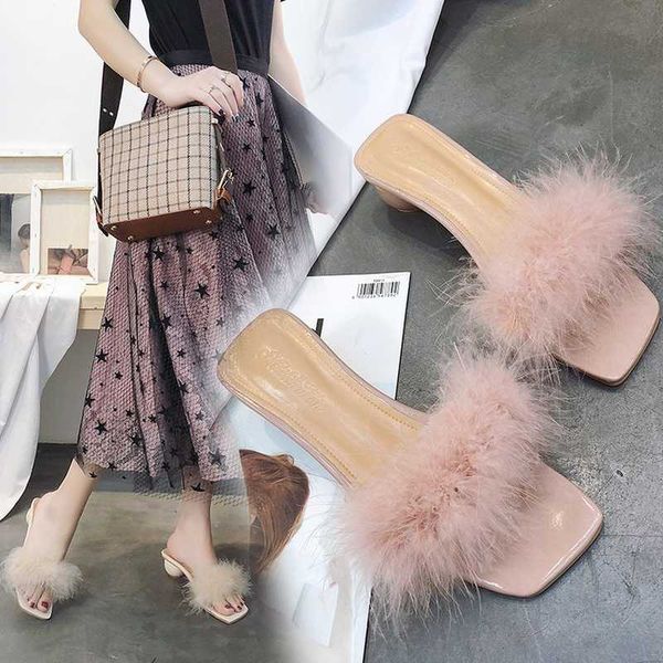 hundred slippers female hairy 2019 cross-border new alien and women's cool drag middle and square head female tide shoes 362, Black 
hundred slippers female hairy 2019 cross-border new alien and women's cool drag middle and square head female tide shoes 362, Black
