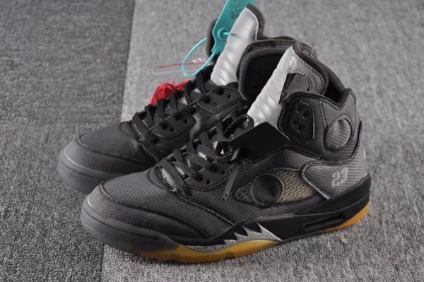 5s man hocoal 2020 new men 5s basketball shoes white black gray sports sneakers designer trainers 40-47
5s man hocoal 2020 new men 5s basketball shoes white black gray sports sneakers designer trainers 40-47