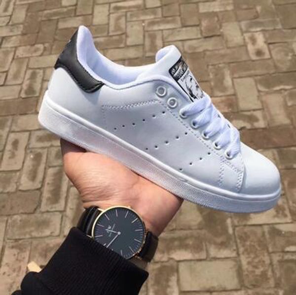 2019 Hot!classic style high quality shoes men's women casual shoes 36-44 white musial skateboard sport running shoes XMAS gift
2019 Hot!classic style high quality shoes men's women casual shoes 36-44 white musial skateboard sport running shoes XMAS gift