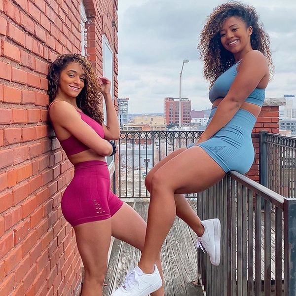 yoga outfits summer short set backless bra high waist shorts 2 piece women gym workout clothes sport wear fitness crop, White;red
yoga outfits summer short set backless bra high waist shorts 2 piece women gym workout clothes sport wear fitness crop, White;red
