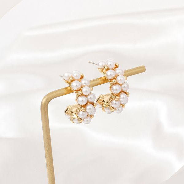 2020 fashion vintage jewelry korean hoop earrings for women simulated pearl circle jewelry pendientes pearl ear-rings, Golden;silver
2020 fashion vintage jewelry korean hoop earrings for women simulated pearl circle jewelry pendientes pearl ear-rings, Golden;silver