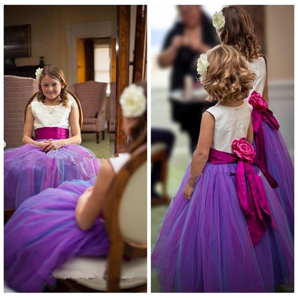 sleeveless a-line floor length flower girls dresses handmade flowers adorned ribbon back 2019 kids party gowns kids formal party wear, White;blue
sleeveless a-line floor length flower girls dresses handmade flowers adorned ribbon back 2019 kids party gowns kids formal party wear, White;blue