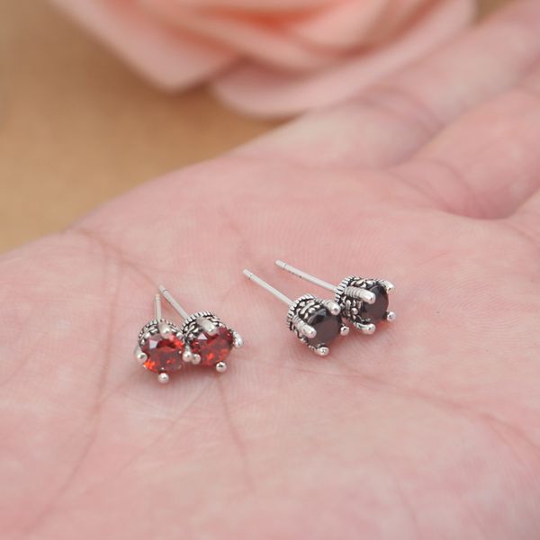 stud 925 sterling silver earrings red black stones prongs setting gothic punk hip-hop hand-made designer vintage luxury jewelry accessories, Golden;silver
stud 925 sterling silver earrings red black stones prongs setting gothic punk hip-hop hand-made designer vintage luxury jewelry accessories, Golden;silver