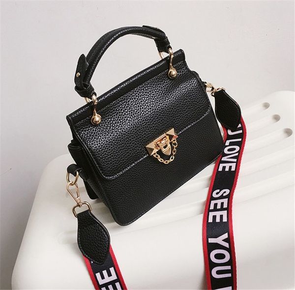 fashion cross body wide shoulder strap shoulder bag stylish small square bags hand bag ph-cfy20051836
fashion cross body wide shoulder strap shoulder bag stylish small square bags hand bag ph-cfy20051836