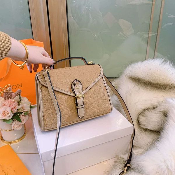 female genuine leather handbag embossing hand bill of lading of ladle bag joker inclined shoulder bucket bags woman luxury women handbags
female genuine leather handbag embossing hand bill of lading of ladle bag joker inclined shoulder bucket bags woman luxury women handbags