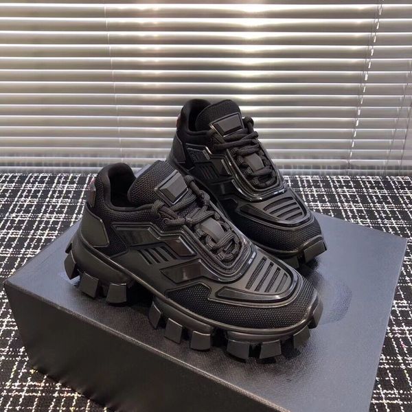 men designer shoes cloudbust thunder knit sneaker casual shoe white black leather mesh sneaker lace-up flat triple vintage luxury shoe
men designer shoes cloudbust thunder knit sneaker casual shoe white black leather mesh sneaker lace-up flat triple vintage luxury shoe