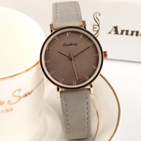 2019 new casual women's watches fashion ladies quartz watch for women simple exquisite bracelet gift clock leather wristwatch, Slivery;brown
2019 new casual women's watches fashion ladies quartz watch for women simple exquisite bracelet gift clock leather wristwatch, Slivery;brown
