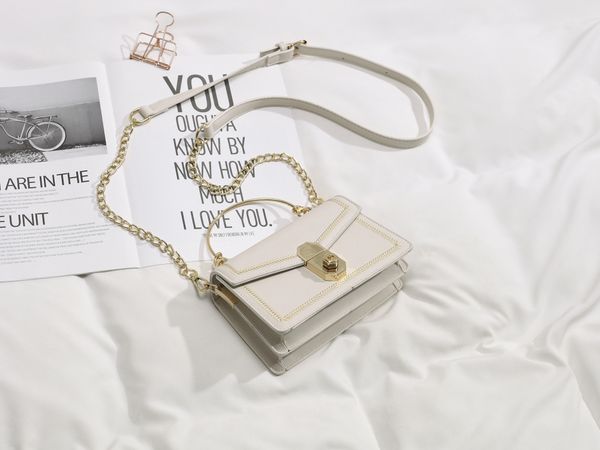 2019 fashion designer envelope ladies small clutch bags messenger cross body shoulder wide strap bags maitong wanggong /7
2019 fashion designer envelope ladies small clutch bags messenger cross body shoulder wide strap bags maitong wanggong /7