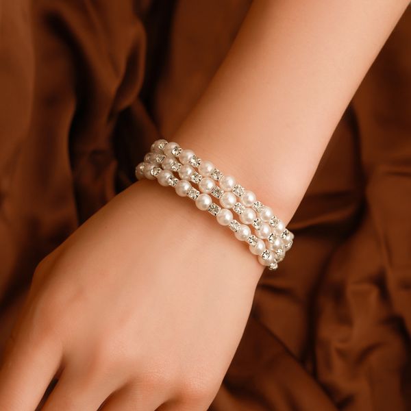 korean sweet girl beautiful three-layer spiral rhinestones imitation pearl bracelet fashion temperament female accessories, Black
korean sweet girl beautiful three-layer spiral rhinestones imitation pearl bracelet fashion temperament female accessories, Black