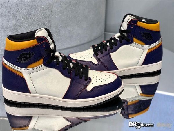 authentic originals air high 1 og defiant basketball shoes sb lakers light bone court purple black gold retro men sneakers cd6578-507
authentic originals air high 1 og defiant basketball shoes sb lakers light bone court purple black gold retro men sneakers cd6578-507