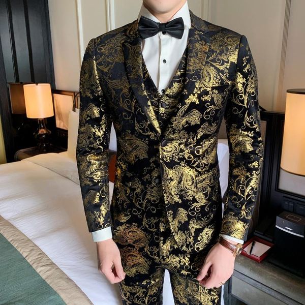 2020 new version of bronzing printing support man dress suit suit bag buckle two buckle men's three-piece, White;black
2020 new version of bronzing printing support man dress suit suit bag buckle two buckle men's three-piece, White;black