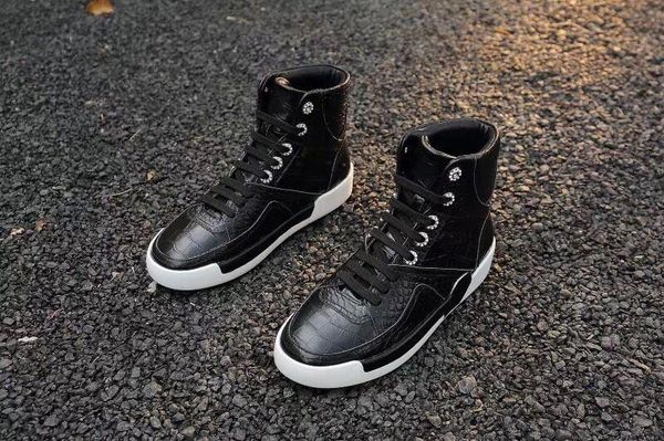 2019 autumn and winter new crocodile embossed leather high-shoes with leather pearl round head flat wild casual shoes 35-40, Black
2019 autumn and winter new crocodile embossed leather high-shoes with leather pearl round head flat wild casual shoes 35-40, Black