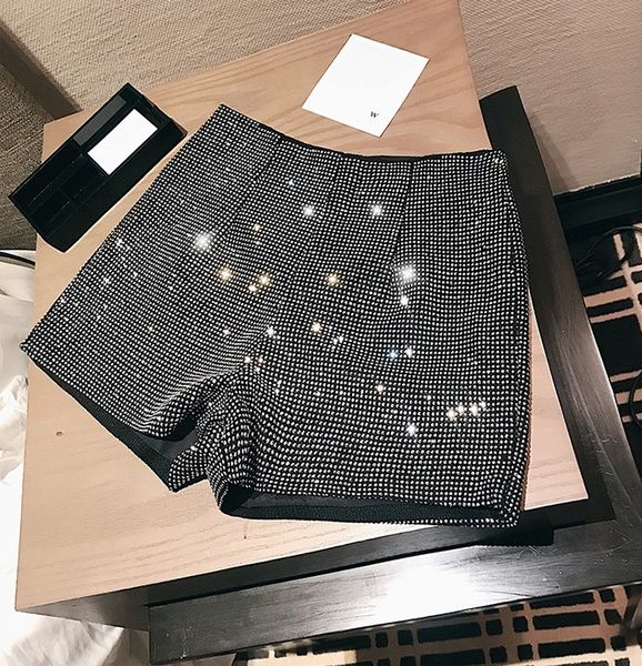 2019 spring new heavy hot просверлить высокой талии шорты сияющий женщин тонкий wide leg брюки женские шорты, White;black
2019 spring new heavy hot просверлить высокой талии шорты сияющий женщин тонкий wide leg брюки женские шорты, White;black