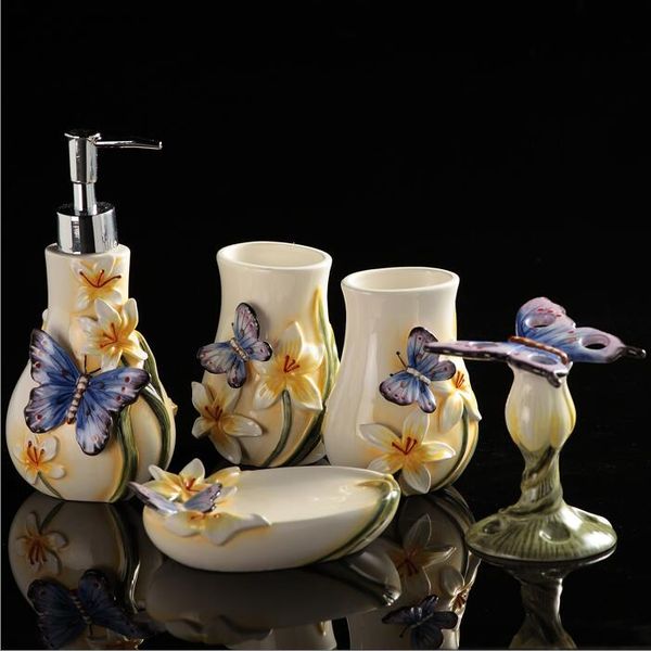 5 pieces/european style exquisite fashion ceramic bathroom ware ceramic cup toothbrush holder soap dish bathroom accessories
5 pieces/european style exquisite fashion ceramic bathroom ware ceramic cup toothbrush holder soap dish bathroom accessories