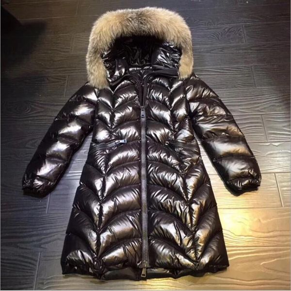 2019 new down jacket female soil long black shiny fox big fur collar slim slim thin anti-season fast delivery
2019 new down jacket female soil long black shiny fox big fur collar slim slim thin anti-season fast delivery