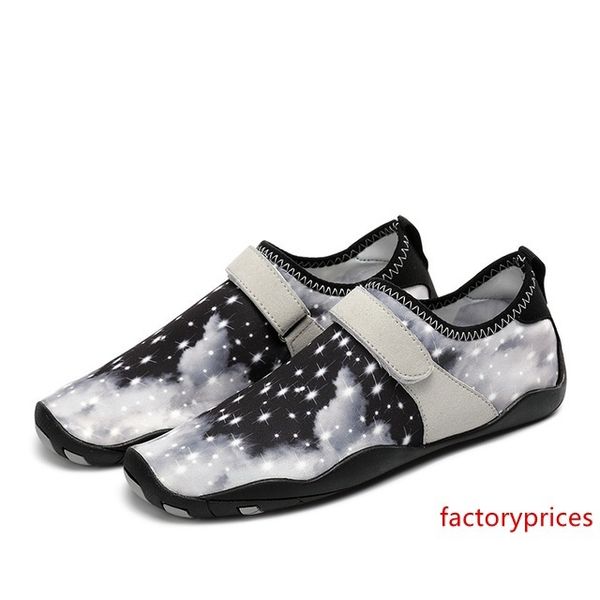 white beach summer outdoor swim slipper on surf aqua shoes skin sock striped shoes lighweight couples sea shoes
white beach summer outdoor swim slipper on surf aqua shoes skin sock striped shoes lighweight couples sea shoes