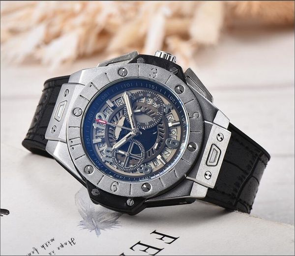 luxury watch 42mm Automatic mens watches fashion designer Wristwatches Premium imported leather Montre de luxe
luxury watch 42mm Automatic mens watches fashion designer Wristwatches Premium imported leather Montre de luxe