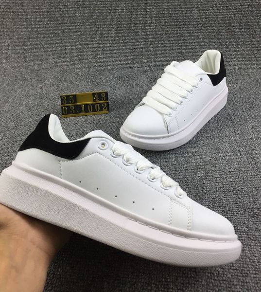 2019 new mens womens ladies designer shoes fashion luxury women white leather oversized sole platform sneakers men trainers shoes with box, Black
2019 new mens womens ladies designer shoes fashion luxury women white leather oversized sole platform sneakers men trainers shoes with box, Black