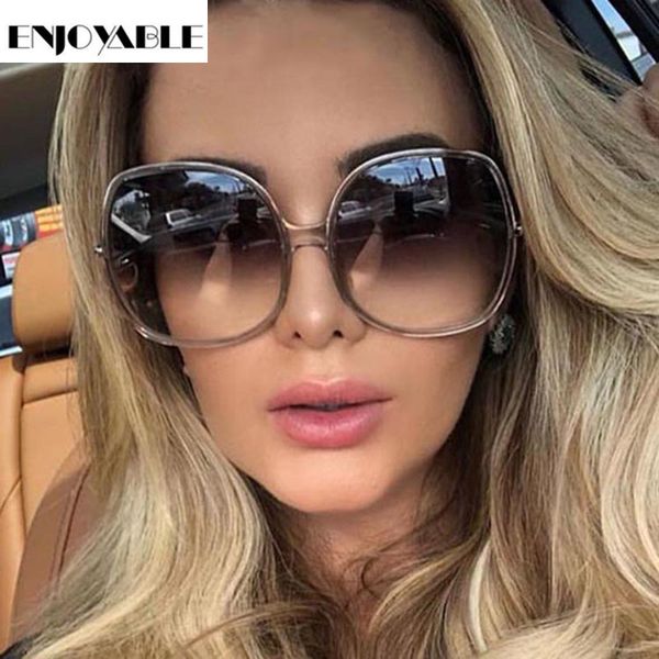 2020 big sunglasses women shape for retro women square sunglasses clear len fashion gothic large sun glasses g185, White;black
2020 big sunglasses women shape for retro women square sunglasses clear len fashion gothic large sun glasses g185, White;black