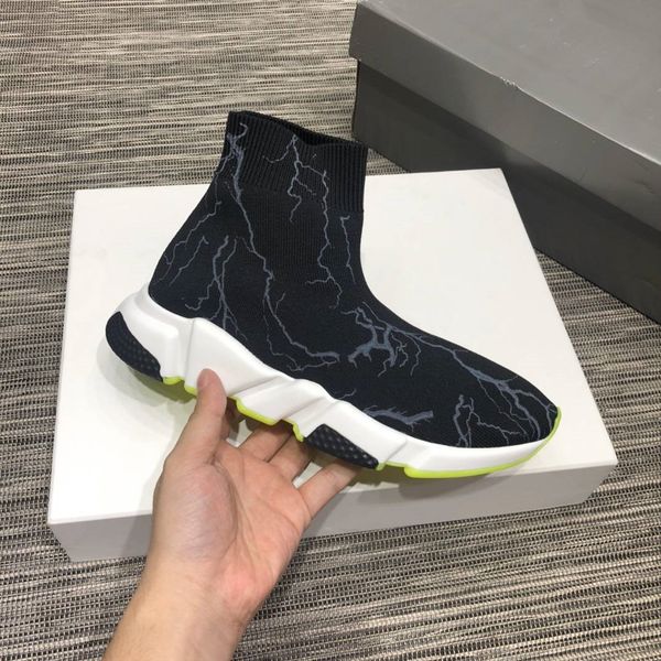 designer women/men casual shoes black with white/black genuine leather flat bottom ing
designer women/men casual shoes black with white/black genuine leather flat bottom ing