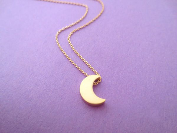 10 cute little half moon simple crescent small silvery pendant necklace for sky universe planet class ladies girl lucky woman mother men, Silver
10 cute little half moon simple crescent small silvery pendant necklace for sky universe planet class ladies girl lucky woman mother men, Silver