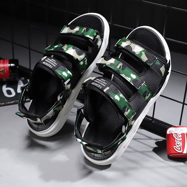 2020 new men's sandals men summer beach outdoor water shoes large size 45 flip flops flat light hook loop casual slippers shoes, Black
2020 new men's sandals men summer beach outdoor water shoes large size 45 flip flops flat light hook loop casual slippers shoes, Black