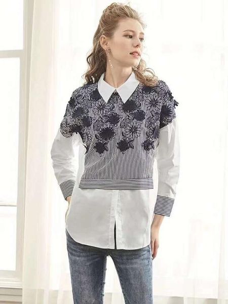 women's blouses & shirts designer blouse 2021 spring long shirt women turn-down collar striped print hollow out lace embroidery, White
women's blouses & shirts designer blouse 2021 spring long shirt women turn-down collar striped print hollow out lace embroidery, White