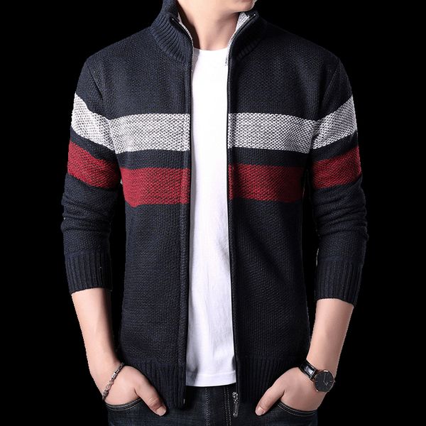 2019 autumn and winter stitching lapel plus velvet thick sweater coat casual hit color warm slim knit cardigan men's sweater, White;black
2019 autumn and winter stitching lapel plus velvet thick sweater coat casual hit color warm slim knit cardigan men's sweater, White;black