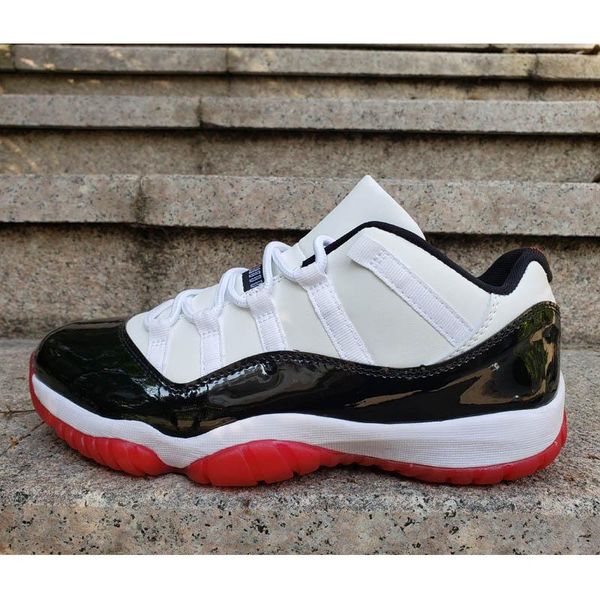 11 low white bred men women basketball shoes 11s space jam white university red black true red mens designer sports sneakers
11 low white bred men women basketball shoes 11s space jam white university red black true red mens designer sports sneakers