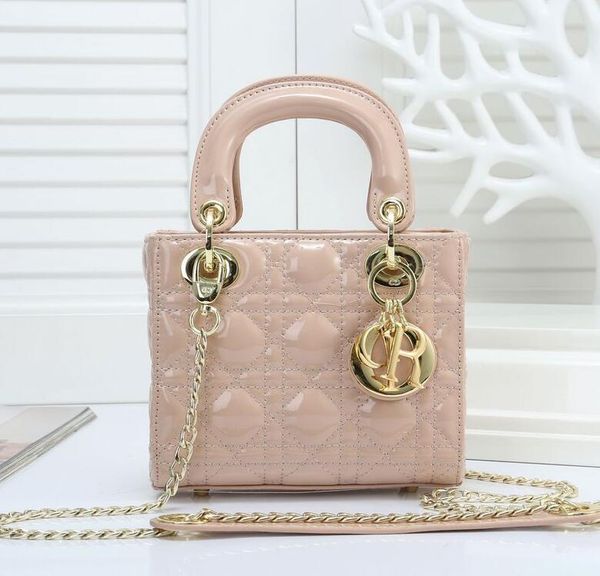 totes bags samll women fashion L shell bag PU patent Leather handbags flower Embossed shoulder bags handbags high quality crossbody bag
totes bags samll women fashion L shell bag PU patent Leather handbags flower Embossed shoulder bags handbags high quality crossbody bag
