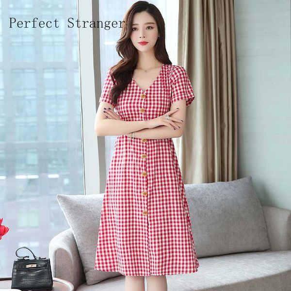 2020 summer new arrival v collar short sleeve plaid women chiffon long dress, Black;gray
2020 summer new arrival v collar short sleeve plaid women chiffon long dress, Black;gray