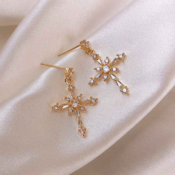 silver needle high grade zircon crucifix earring atmospheric wind light and decoration luxury earrings personality fashion, Golden;silver
silver needle high grade zircon crucifix earring atmospheric wind light and decoration luxury earrings personality fashion, Golden;silver