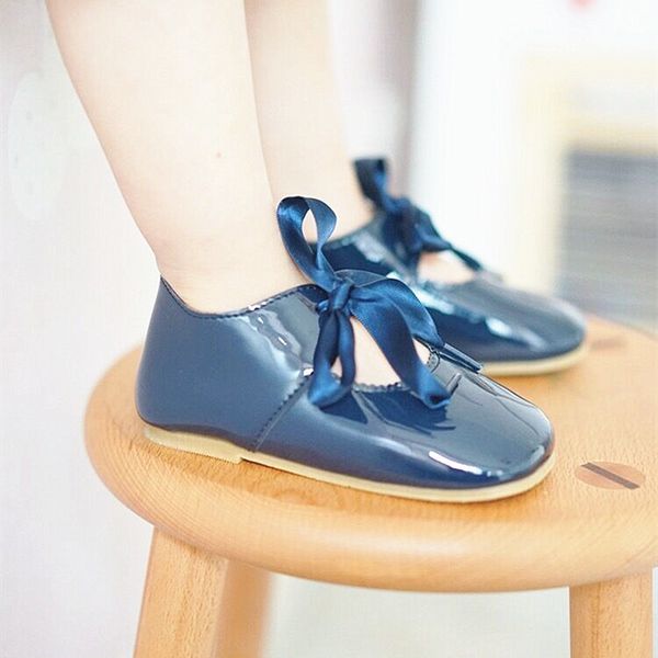 искусственная кожа мокасины выдалбливают обувь chaussure новорожденный шнуровка детские сандалии для девочек y200404, Black;red
искусственная кожа мокасины выдалбливают обувь chaussure новорожденный шнуровка детские сандалии для девочек y200404, Black;red