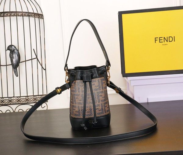 luxury fashion women small bag women wild diagonal shoulder bags new sense bag natural wind style ladies bags gift f1971
luxury fashion women small bag women wild diagonal shoulder bags new sense bag natural wind style ladies bags gift f1971