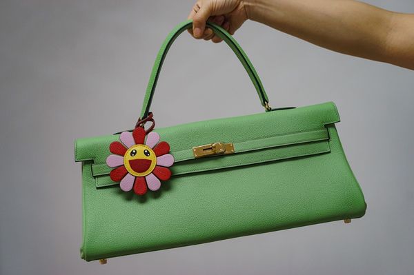 in stock,whosale orginal togo skin avocado green keily shoulder bag,fully handmade,wax thread, size42cm,gold,silver hardware, fast delivery
in stock,whosale orginal togo skin avocado green keily shoulder bag,fully handmade,wax thread, size42cm,gold,silver hardware, fast delivery