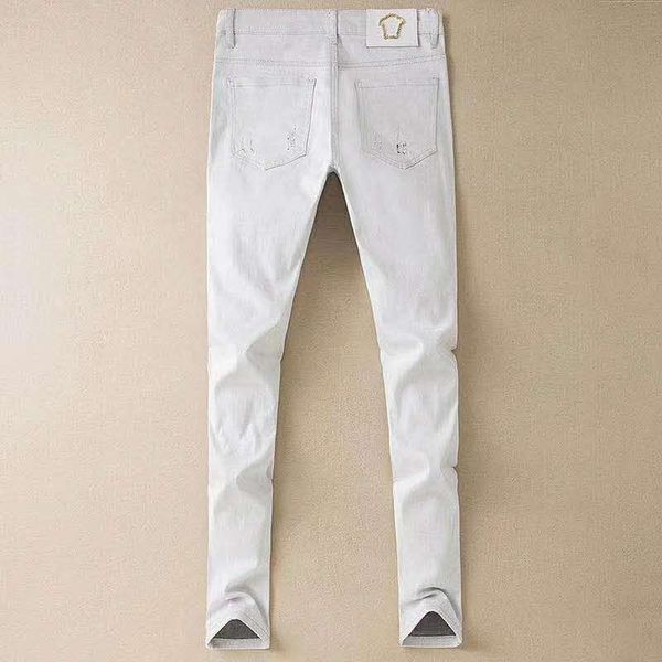 2020 new stryle famous casual brand designers design white slim fashion leisure travel jeans motorcycle trousers pencil pants men and woman, Blue
2020 new stryle famous casual brand designers design white slim fashion leisure travel jeans motorcycle trousers pencil pants men and woman, Blue