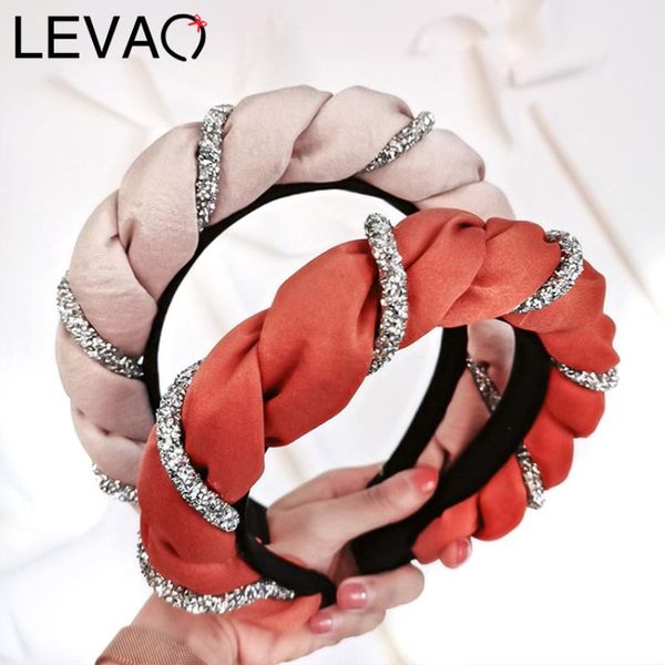 levao rhinestone chain braided hairband thick sponge headband bezel hair hoop for women warm thicken twist headband headwear
levao rhinestone chain braided hairband thick sponge headband bezel hair hoop for women warm thicken twist headband headwear