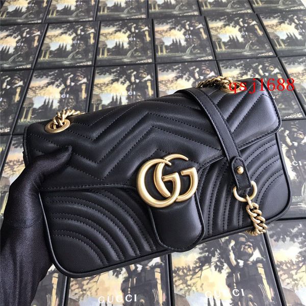 Original cowhide leather women handbag type v ripple chain bag cla ical de igner ladie houlder bag
Original cowhide leather women handbag type v ripple chain bag cla ical de igner ladie houlder bag