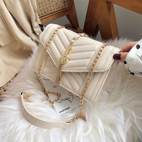 elegant female flap square bag 2019 fashion new quality pu leather women's designer handbag tassel chain shoulder messenger bag
elegant female flap square bag 2019 fashion new quality pu leather women's designer handbag tassel chain shoulder messenger bag