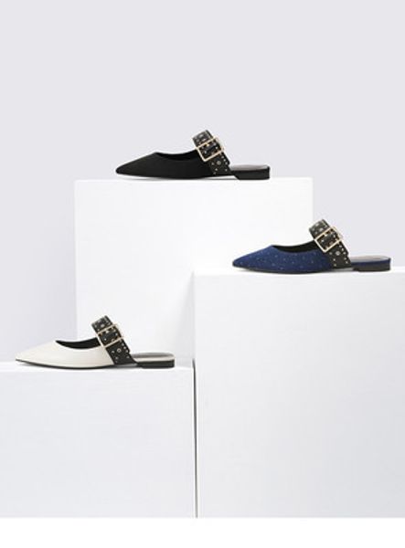20 years of spring and summer new low-heel pointed instep strap metal rivets slippers casual sandals muller shoes women's shoes, Black
20 years of spring and summer new low-heel pointed instep strap metal rivets slippers casual sandals muller shoes women's shoes, Black