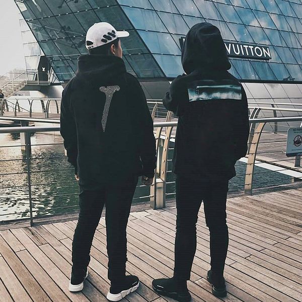 19fw friday diamond letter logo hoodies fashion cotton sweatshirt couples women men's designer sweatshirt, Black
19fw friday diamond letter logo hoodies fashion cotton sweatshirt couples women men's designer sweatshirt, Black
