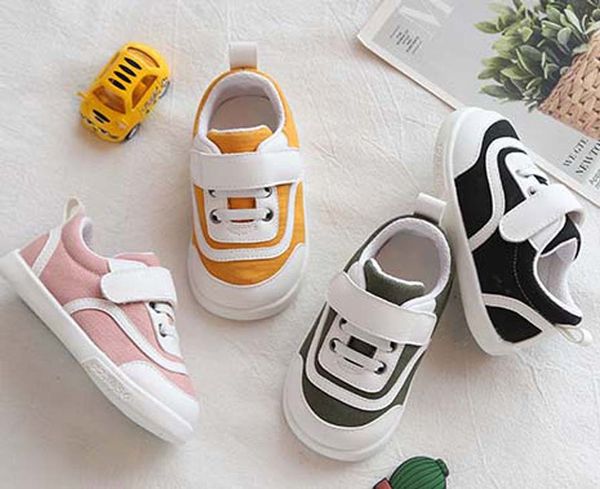 classic sneaker chaussures enfants fashion smart triple kids shoes platform leather shoes air chaussures shoes011 px55, Black;red
classic sneaker chaussures enfants fashion smart triple kids shoes platform leather shoes air chaussures shoes011 px55, Black;red