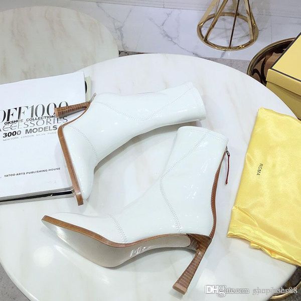 luxury fashion ladies winter boots 2020 new with height 8.5cm patent leather thin heel steel toe work boots of with box, Black
luxury fashion ladies winter boots 2020 new with height 8.5cm patent leather thin heel steel toe work boots of with box, Black