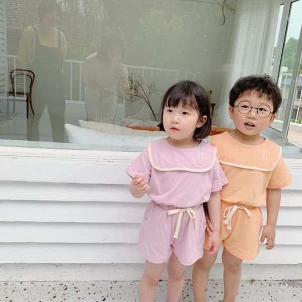 2020 selling baby girls 2pcs set t shirt+shorts summer kids girls suits 1-7 years, White
2020 selling baby girls 2pcs set t shirt+shorts summer kids girls suits 1-7 years, White